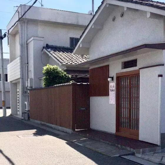 Majatalo 旅馆yo Ko