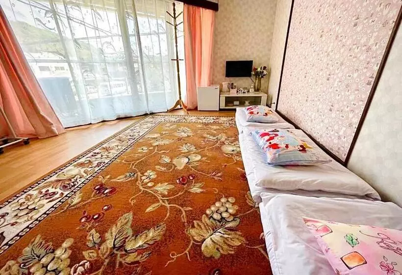 Majatalo 旅馆yo Ko