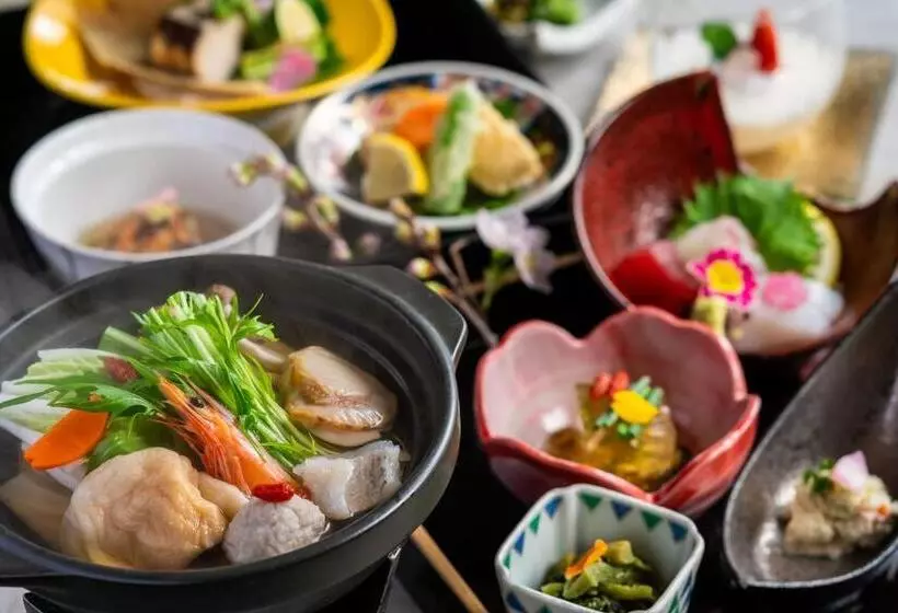 Ryokan Kamenoi Hotel Setouchi Hikari