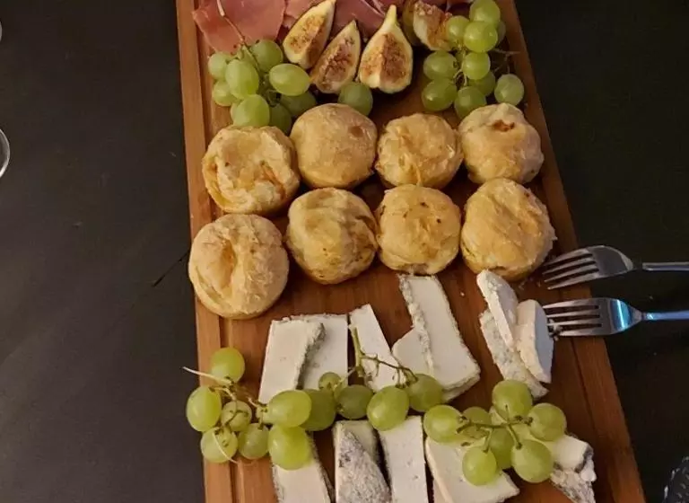 ベッドアンドブレックファースト Les 3 Roses