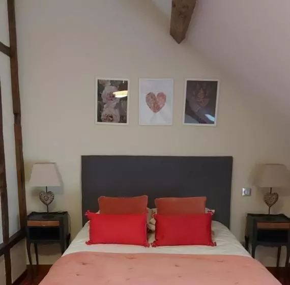 ベッドアンドブレックファースト Les 3 Roses