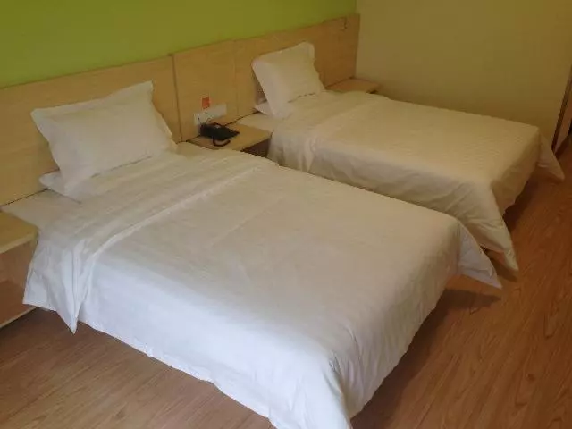 Hotelli 7days Inn Tangshan Caofeidian Nanbao Development Zone