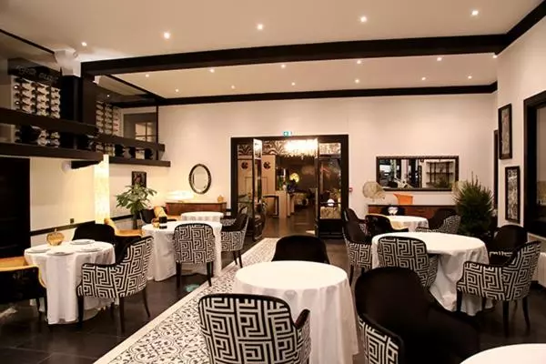 Hotelli Hôtel Du Barry Resort & Spa