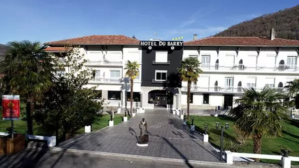 Hotelli Hôtel Du Barry Resort & Spa