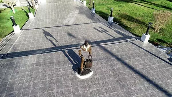 Hotelli Hôtel Du Barry Resort & Spa