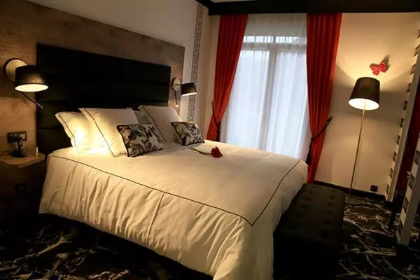 Hotelli Hôtel Du Barry Resort & Spa