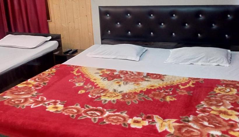 בית מלון כפרי Kailash View