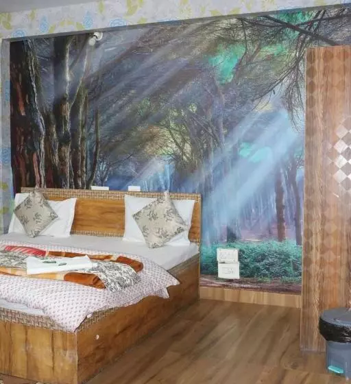 ホテル Manikaran View