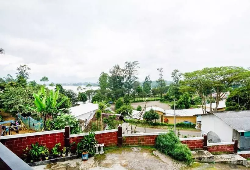 Hotelli Oyo 2961 Artana Bed & Breakfast