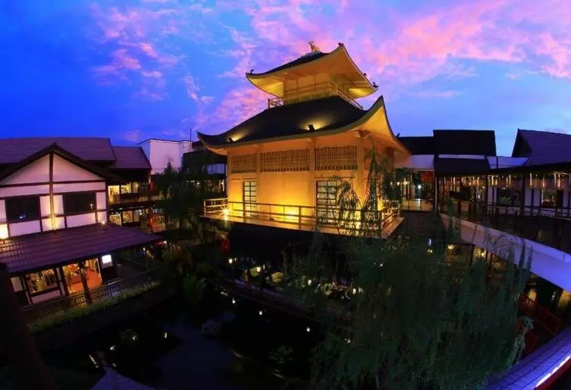 Hotelli Oyo 440 Season 5 Residence