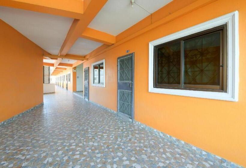 Hotel Oyo 440 Season 5 Residence