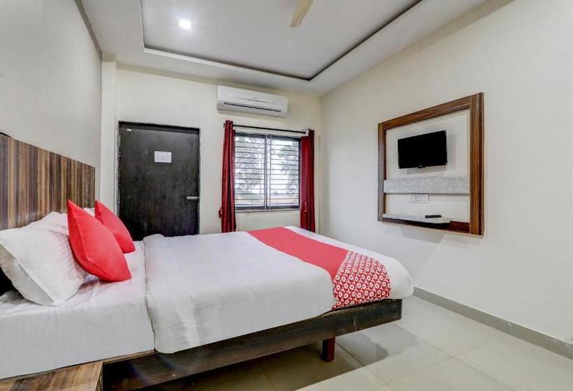 ホテル Oyo 66673 Koudal  Boarding And Lodging