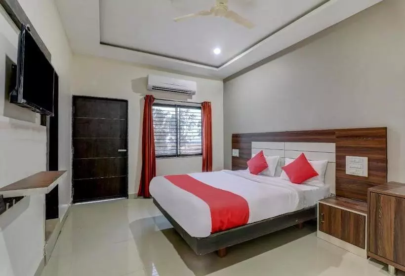 Hotelli Oyo 66673 Koudal  Boarding And Lodging