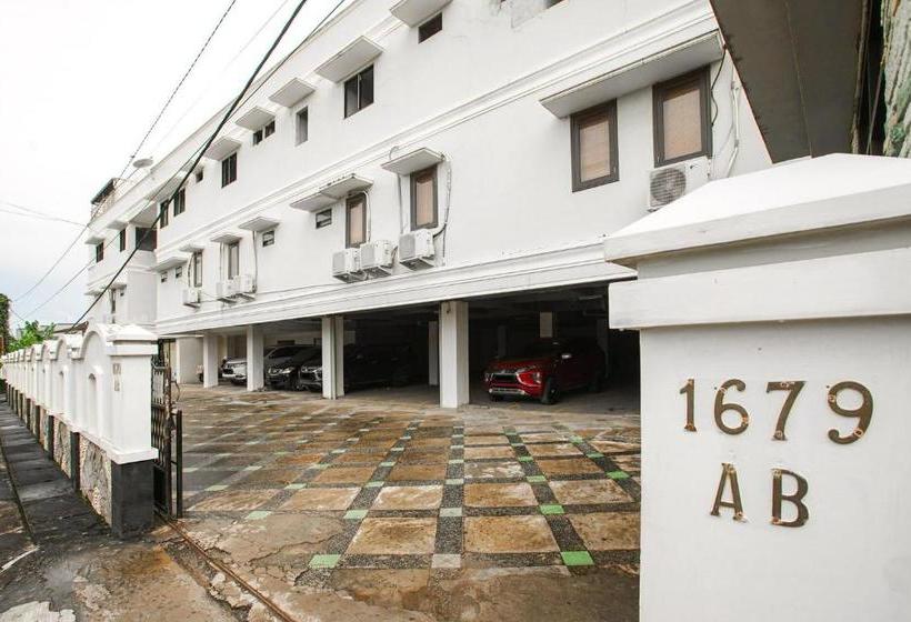 בית מלון כפרי Reddoorz Near Palembang Trade Center 3