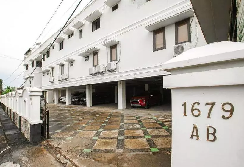 Hotelli Reddoorz Near Palembang Trade Center 3