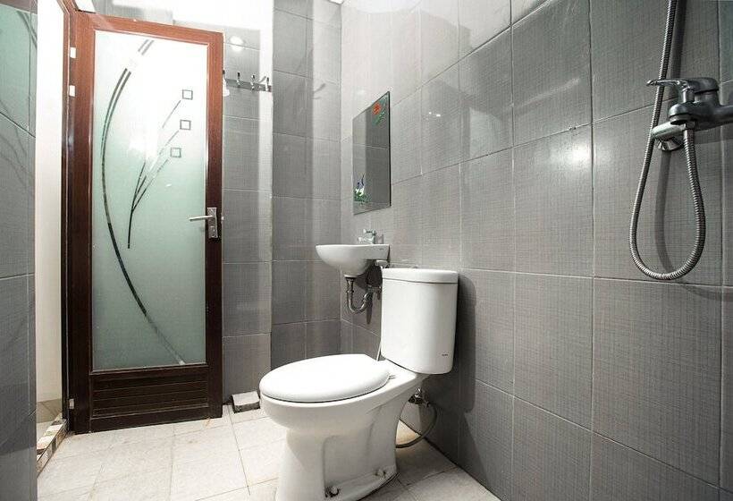 בית מלון כפרי Reddoorz Near Palembang Trade Center 3