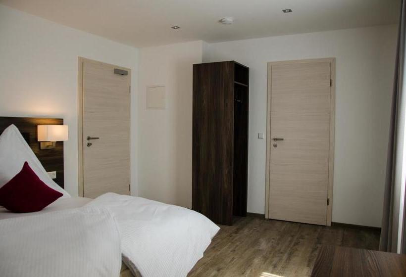 בית מלון כפרי Restaurant Lamm