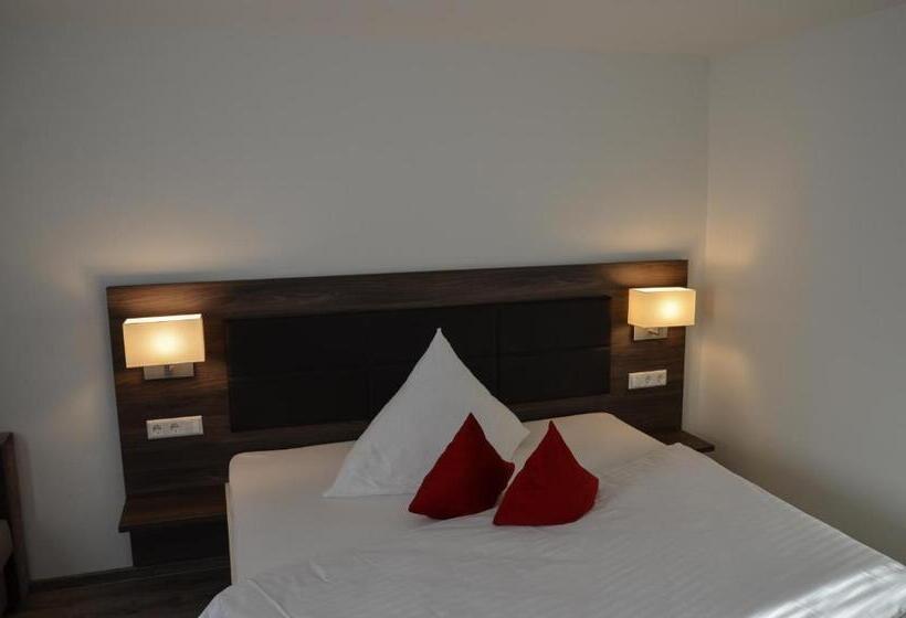 בית מלון כפרי Restaurant Lamm