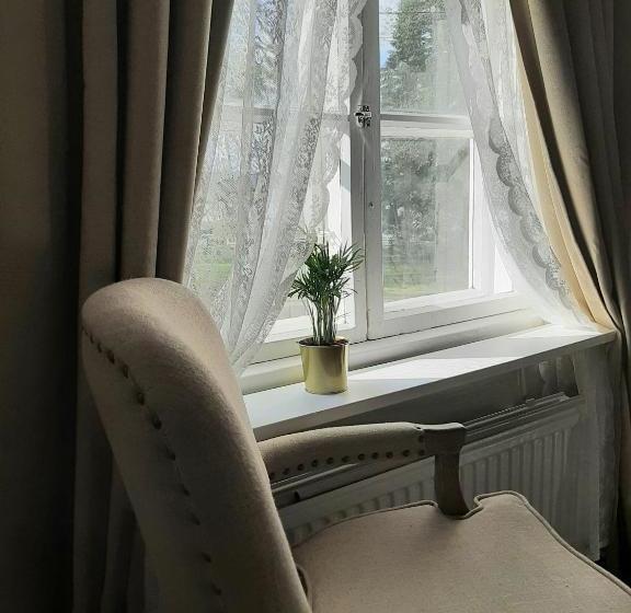 호텔 Saarijärven Ruustinna Oy