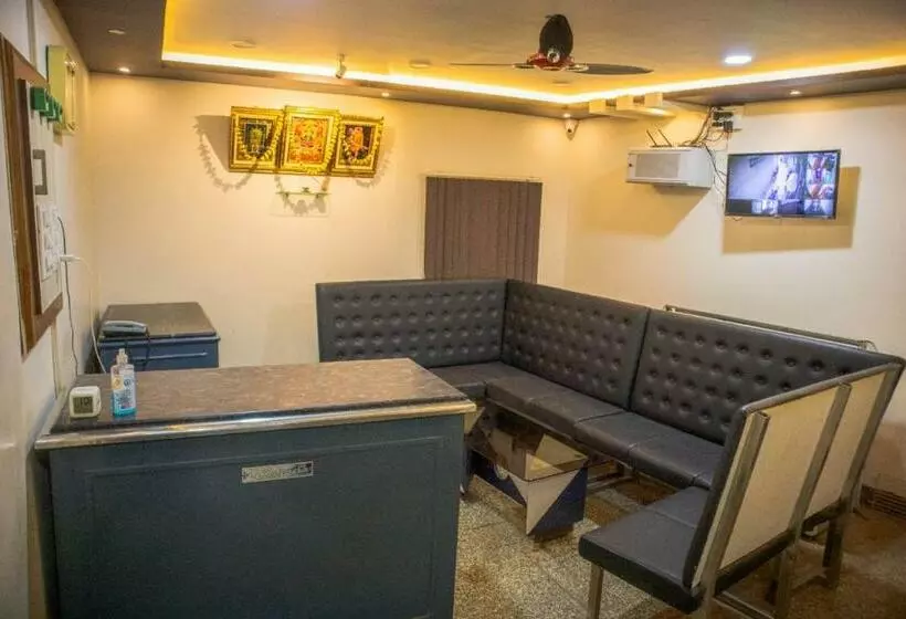 Hotelli Shri Vasant Lodge