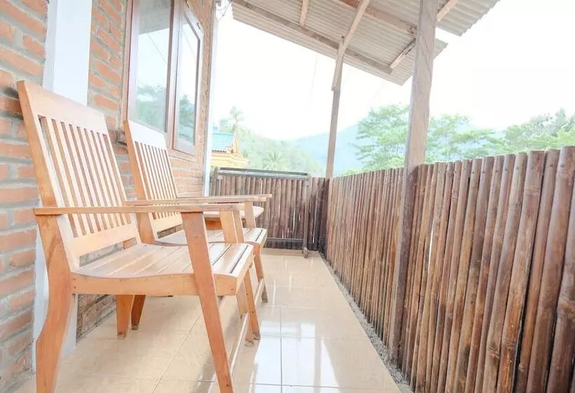 Hotelli Spot On 2375 Agbil Homestay