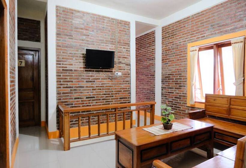 فندق Spot On 2375 Agbil Homestay