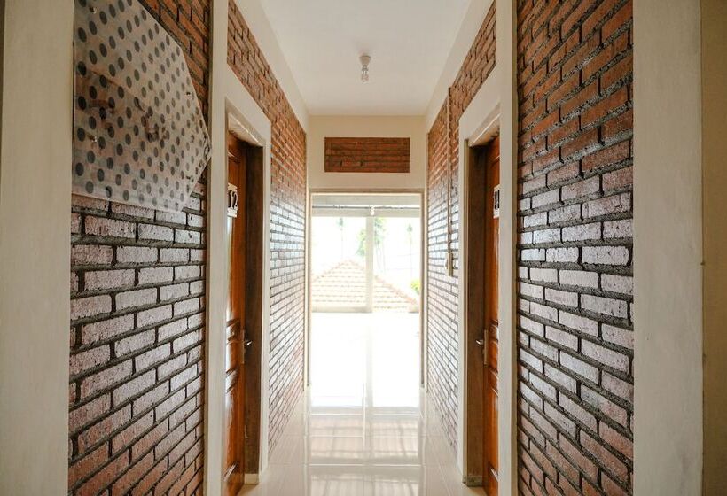 فندق Spot On 2375 Agbil Homestay