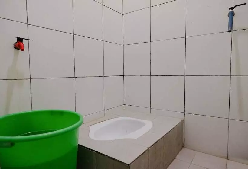 Hotelli Spot On 2375 Agbil Homestay