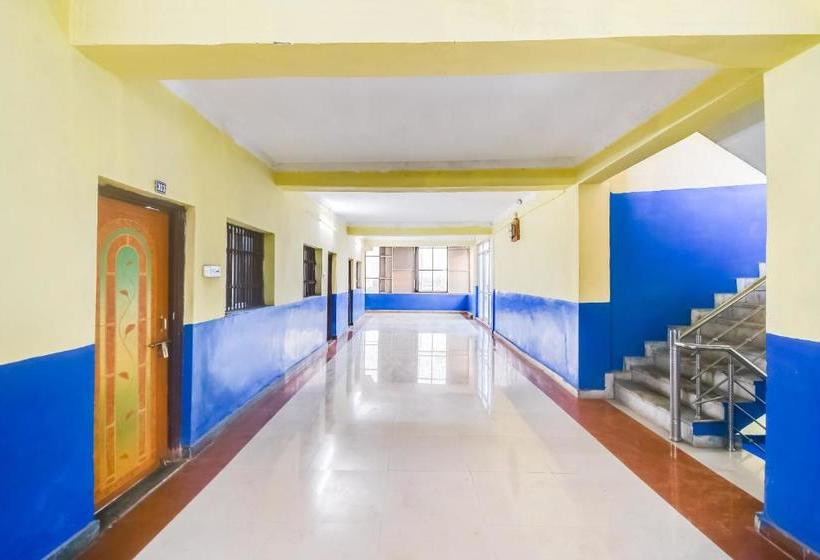 ホテル Spot On 64340  Shivam Inn