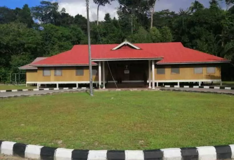 Hotelli Spot On 90014 Otternest Gunung Pulai 2   Hostel