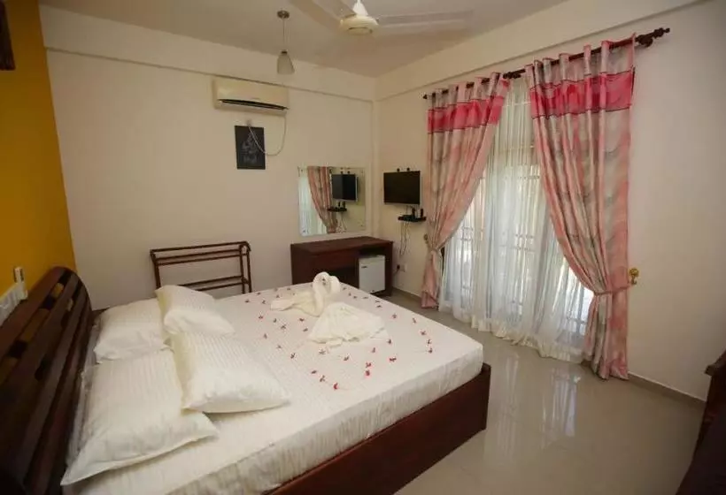 Hotelli Yala Safaris Inn