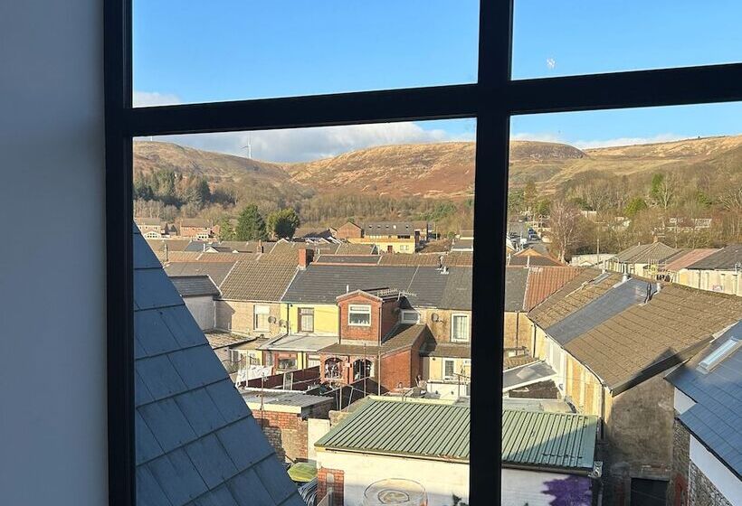 Пансион Cardiff Arms Bistro &