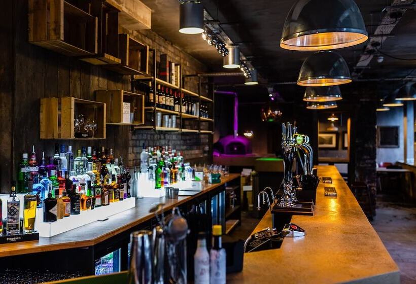 Пансион Cardiff Arms Bistro &