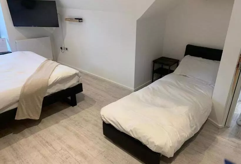 Majatalo Cardiff Arms Bistro &