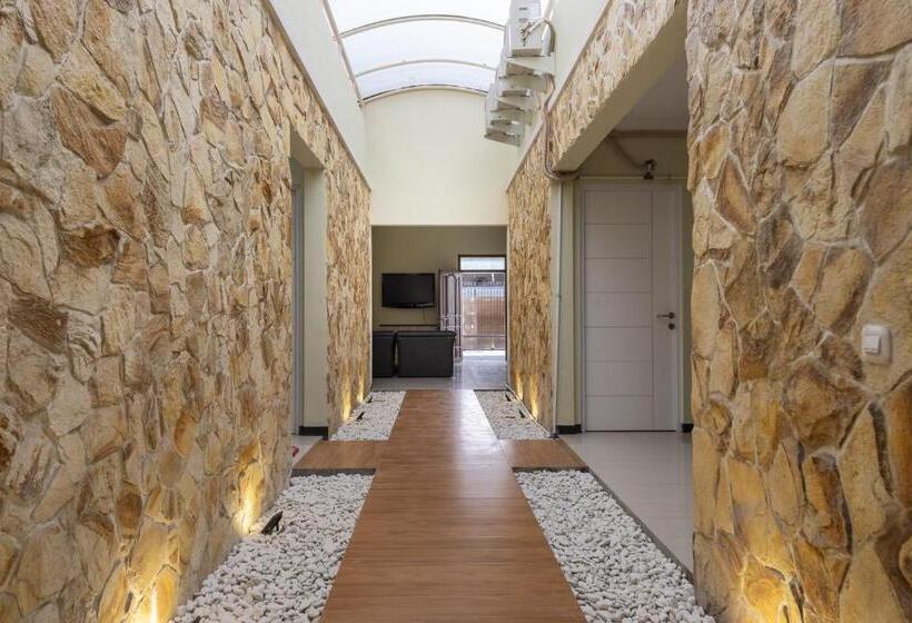 פנסיון Koolkost Near Rsal Surabaya   Minimun Stay 3 Nights