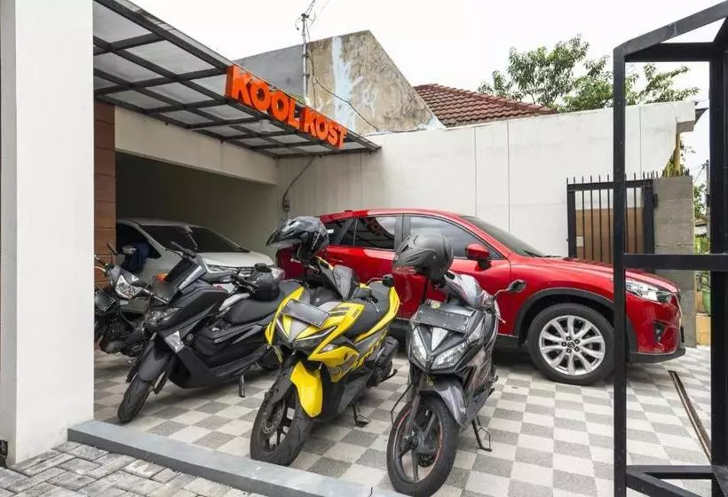 ペンション Koolkost Near Rsal Surabaya   Minimun Stay 3 Nights