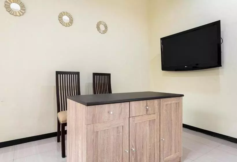 ペンション Koolkost Near Rsal Surabaya   Minimun Stay 3 Nights