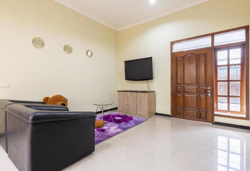 פנסיון Koolkost Near Rsal Surabaya   Minimun Stay 3 Nights