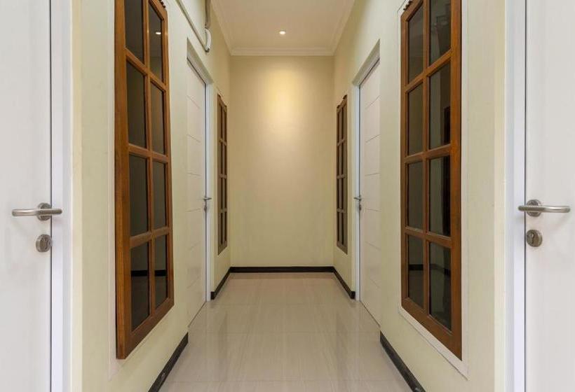 פנסיון Koolkost Near Rsal Surabaya   Minimun Stay 3 Nights