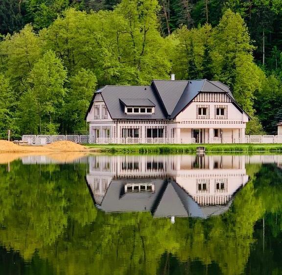 פנסיון Penzion A Kemp Harasov