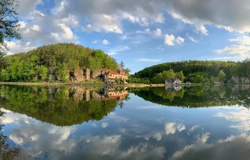 پانسیون Penzion A Kemp Harasov