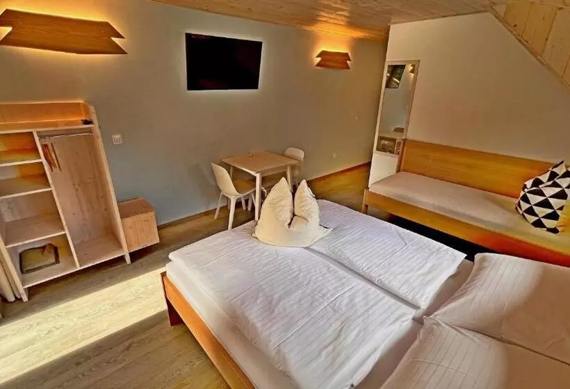 پانسیون Penzion A Kemp Harasov