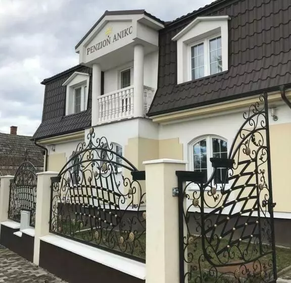 ペンション Penzion Aniko Diakovce šaľa