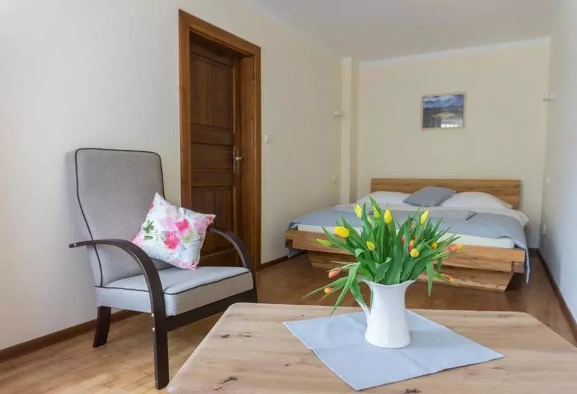 Majatalo Penzion Růže