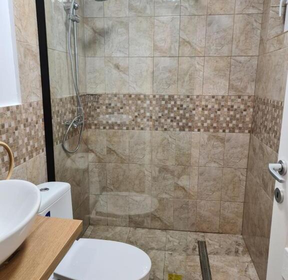 Pensiunea Gernik 100