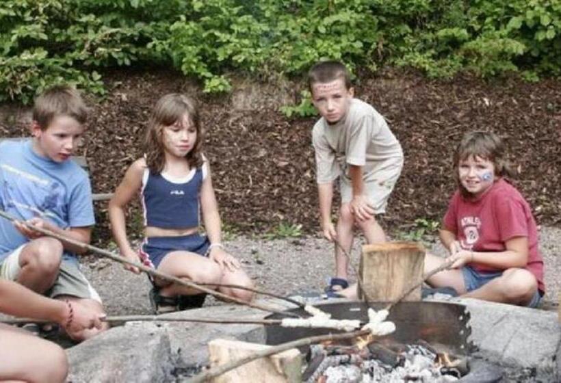 אתר נופש Type Robinson