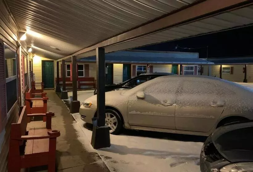 Tour Inn Motel