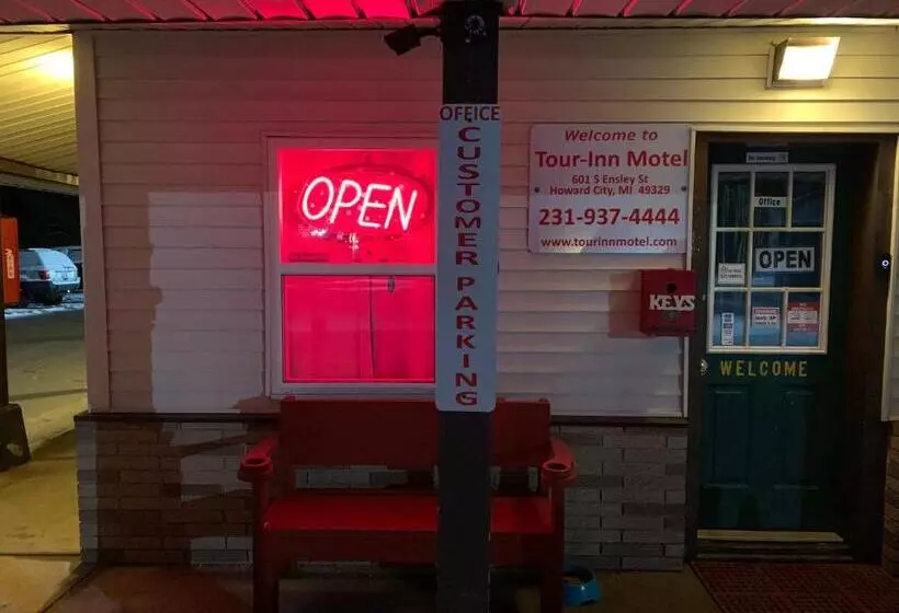 Tour Inn Motel