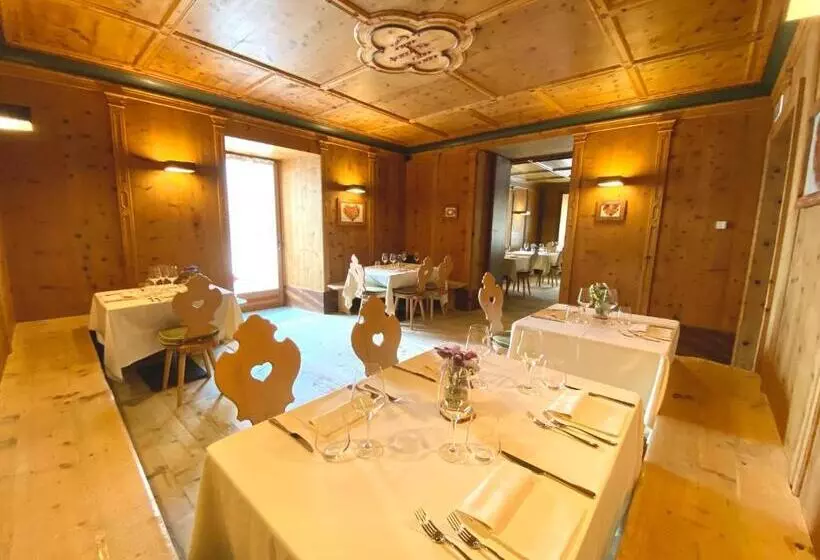 ユースホステル Ristorante Rifugio Ospitale