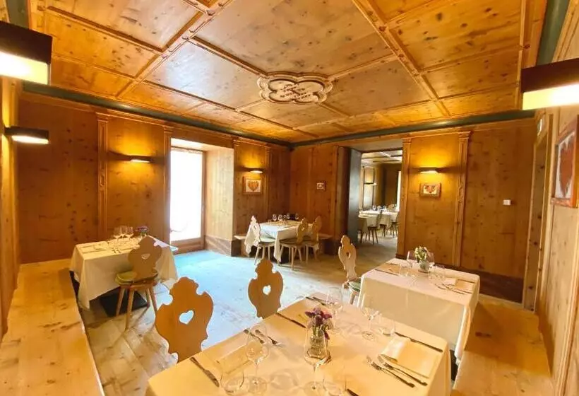ユースホステル Ristorante Rifugio Ospitale